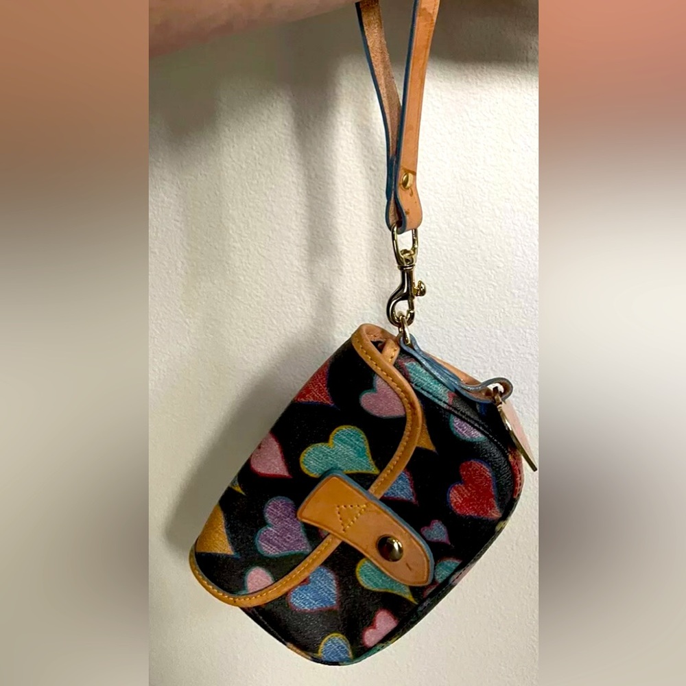 EUC VINTAGE DOODLE HEARTS DOONEY & BOURKE WRISTLET